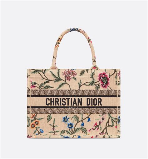 dior book tote bag 價錢|Dior books tote.